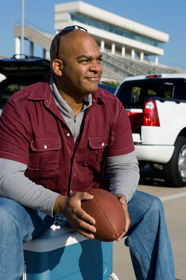 Illustration for article titled 6 Things You Forgot Were Great About Tailgating Because The Last Football Game You Attended Was Months Ago And A Lot Has Happened In Your Life Since Then